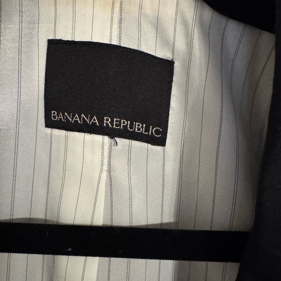 Banana Republic Black Blazer Modern Cut Notched Lapel - Picture 2 of 4